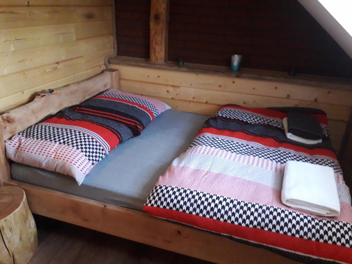 Jaskowa Chata Bieszczady Apartament Z Basenem Балигруд Экстерьер фото